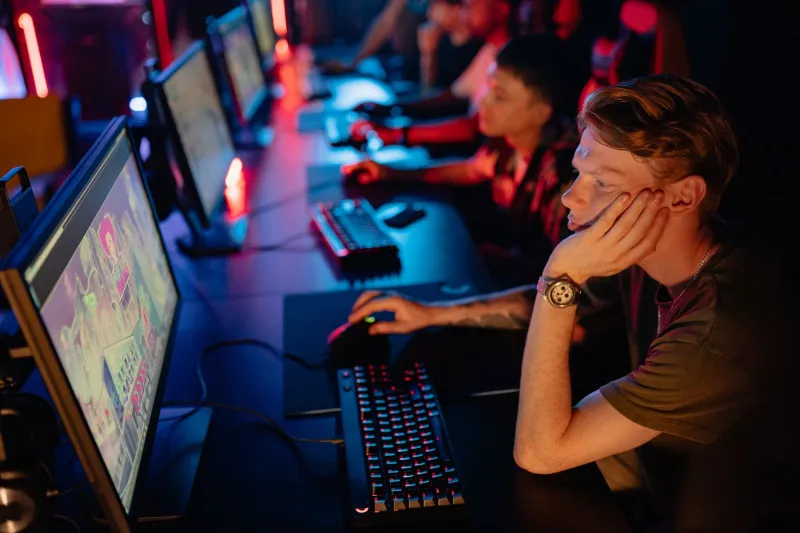 When the Money's Real, Teams Fall Apart: Building Anti-Tilt Systems That Hold Under Bracket Pressure