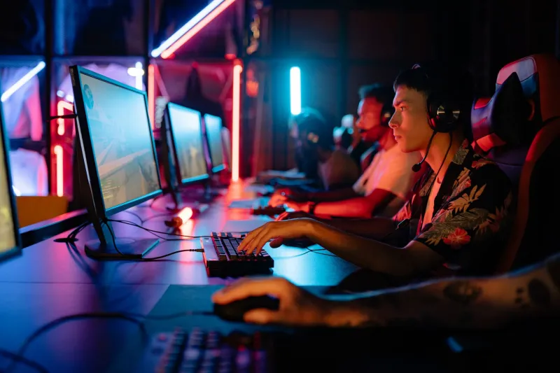 One Frame, One Round, One Game: How Elite Teams Dissect Losses at the Pixel Level