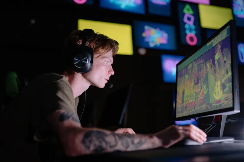 Pro Demos Won't Save You — Here's Why Copying the Best Is Keeping You Stuck